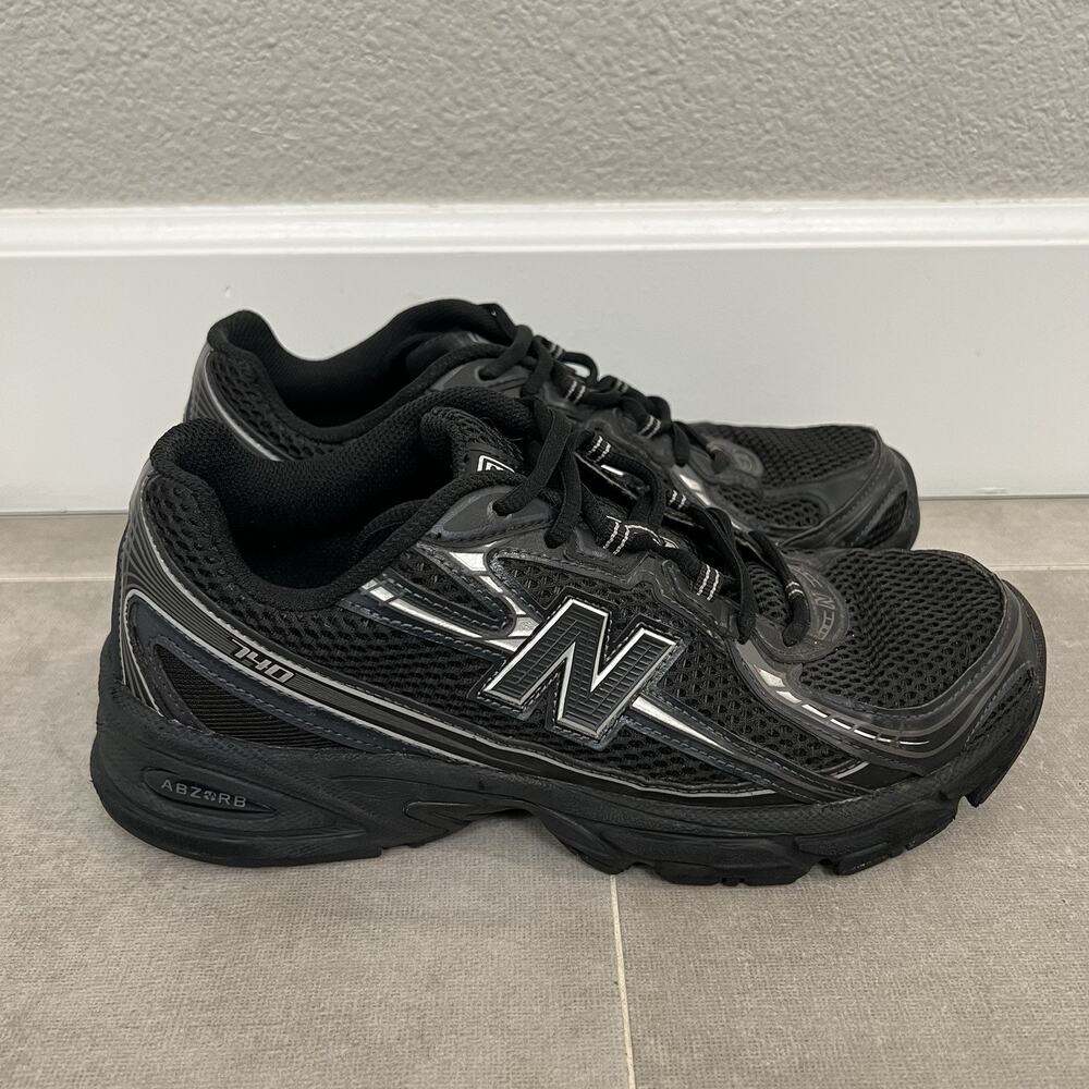 New Balance 740 Mens Size 8.5/Womens 10 Black Athletic Running Sneakers Shoes